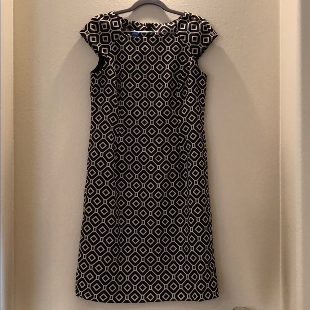 3/$30 🔥 Cap sleeve diamond dress